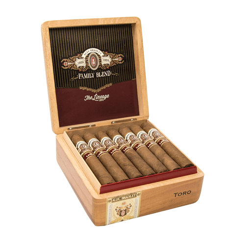 Alec Bradley the Lineage - Toro - 6 X 54 - cigar13