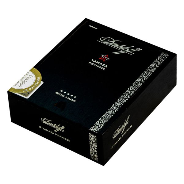 Davidoff Yamasa Piramides 6.13x52 Full-Bodied Premium Cigar