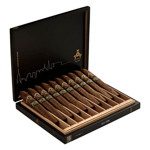 Montecristo Connoisseur Edition Cigars - New York No.2 - 54 X 6 1/8 - cigar13