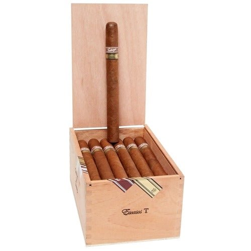 Tatuaje Hunter Escasos Cigars - T - 7 5/8 X 49 - cigar13