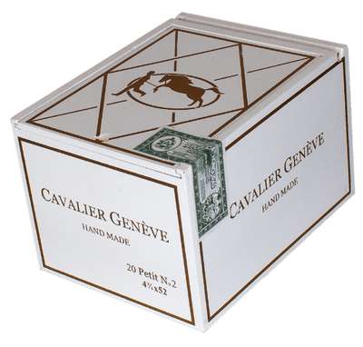 Cavalier Geneve White Series Petit No. 2 (4.75