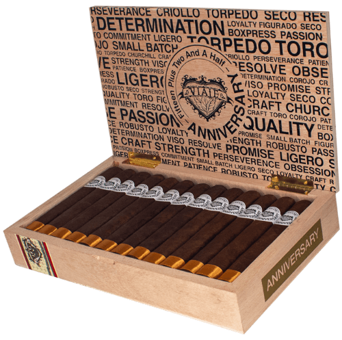 Viaje Fifteen Plus Two and a Half Anniversary Gold (6.0" x 54)