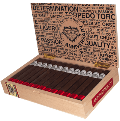 Viaje Fifteen Plus Two and a Half Anniversary Red (6.0