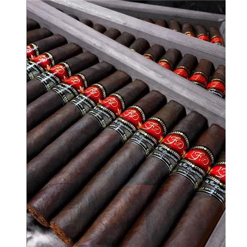 LA FLOR DOMINICANA DOUBLE LIGERO MADURO CIGARS