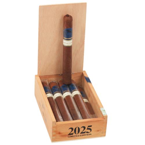 Cavalier Geneve Limited Edition 2025 Toro