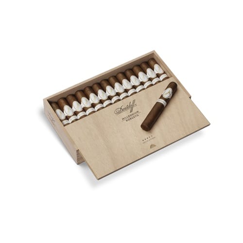 Davidoff Millennium Blend Robusto