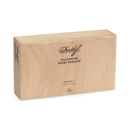 Davidoff Millennium Blend Short Robusto