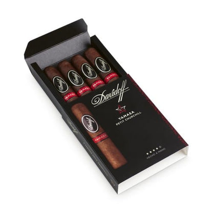 Davidoff Yamasa Petit Churchill