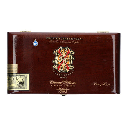 Fuente Fuente Opus X Pussy Cats