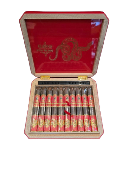 Gurkha Year of the Snake by Oscar Valladares - Toro - 6 X 52