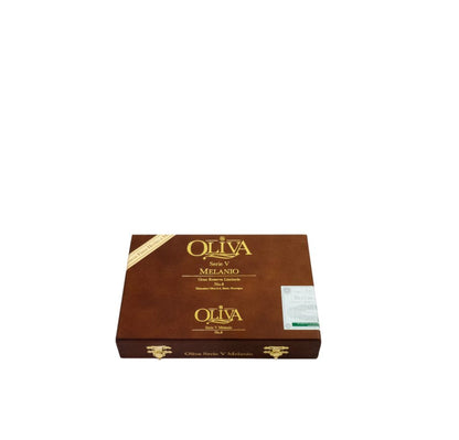 Oliva Serie V Melanio No. 4 Petit Corona