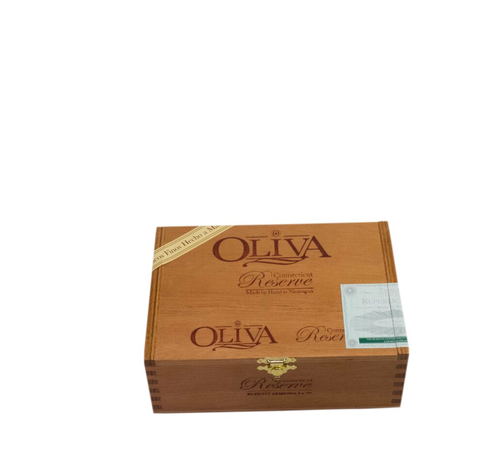 Oliva Connecticut Reserve Petit Corona
