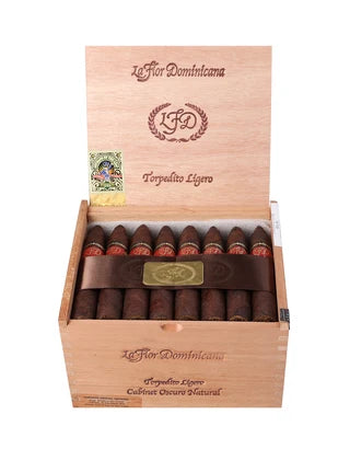 La Flor Dominicana Ligero Cabinet Torpedito Oscuro Natural (Torpedo) (4.75" x 50)