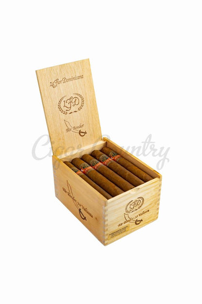 La Flor Dominicana (LFD) Air Bender Valiente