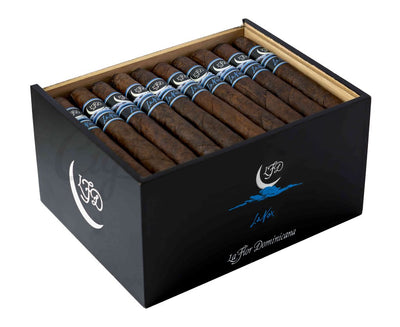 La Flor Dominicana (LFD) La Nox Petite