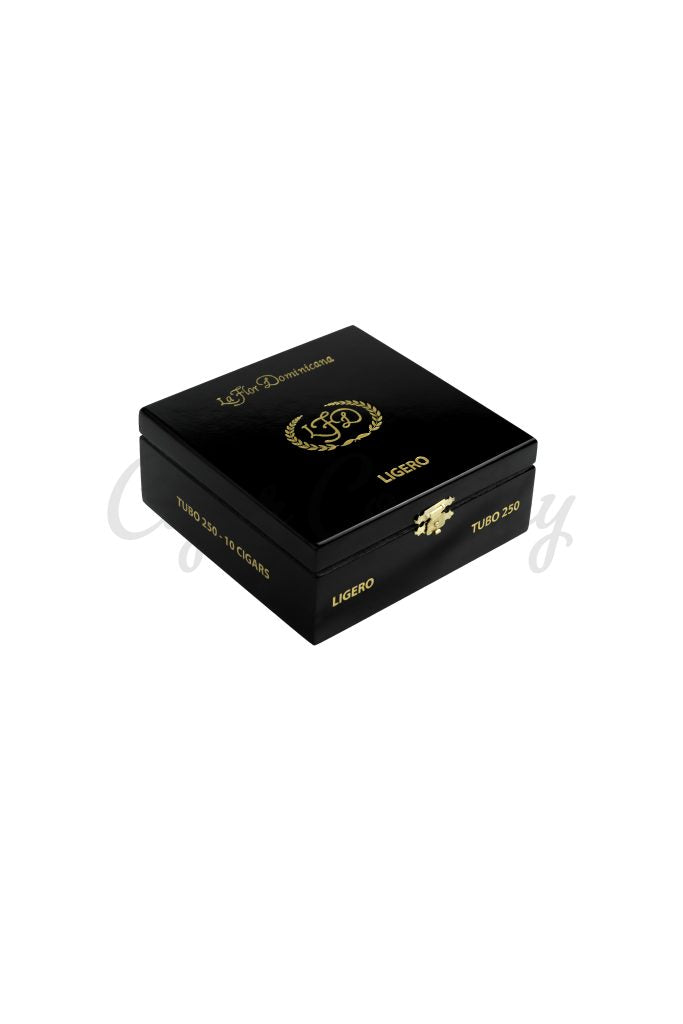 La Flor Dominicana (LFD) Ligero L250 Tubo Natural
