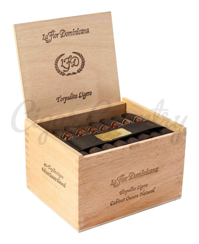 La Flor Dominicana (LFD) Ligero Torpedito Cabinet Oscuro