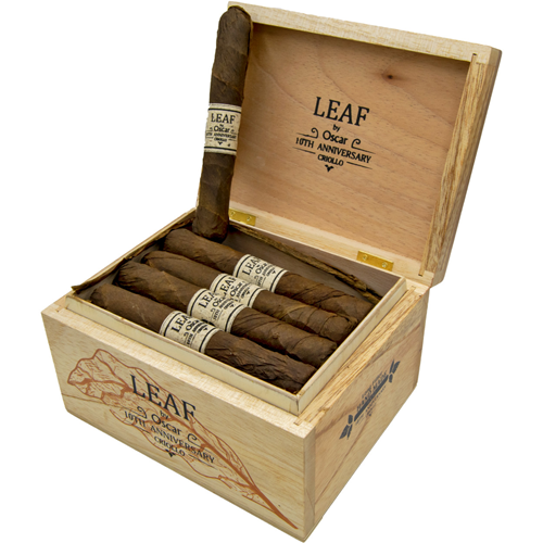 Leaf by Oscar 10th Anniversary Criollo - Toro - 6 X 52