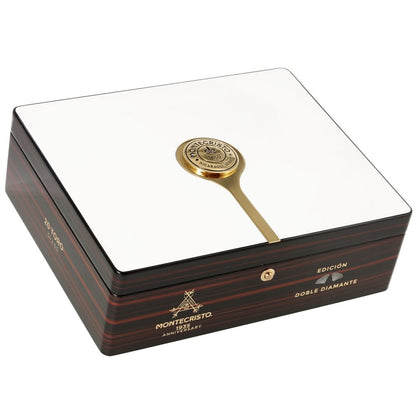 Montecristo 1935 Anniversary Edicion Doble Diamante Toro