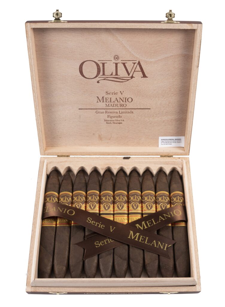 Oliva Serie V Melanio Maduro Figurado
