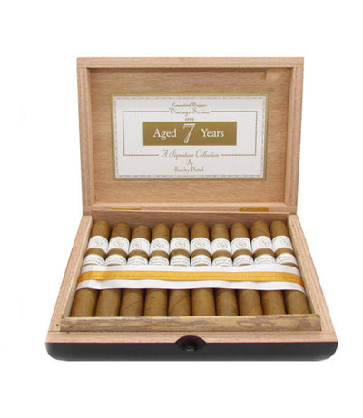 Rocky Patel Vintage 1999 Connecticut Petit Corona