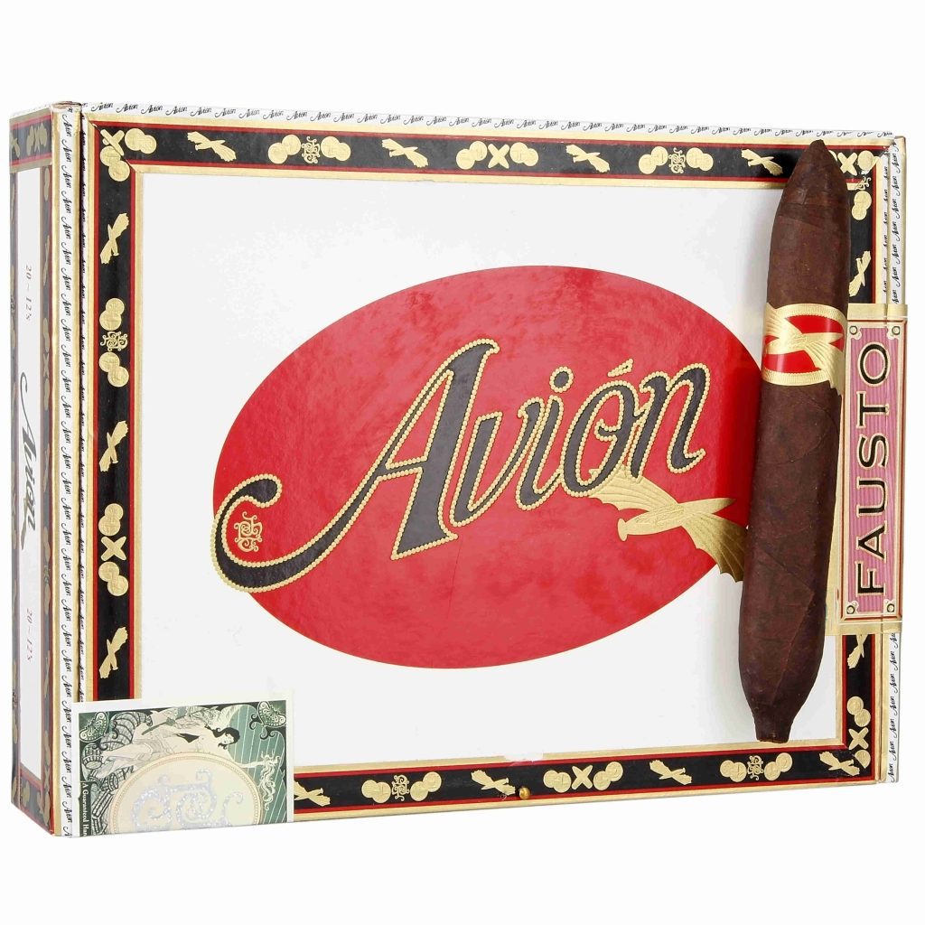 Tatuaje Avion 12 Short Perfecto