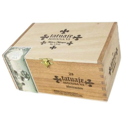 Tatuaje Havana VI Almirantes Churchill