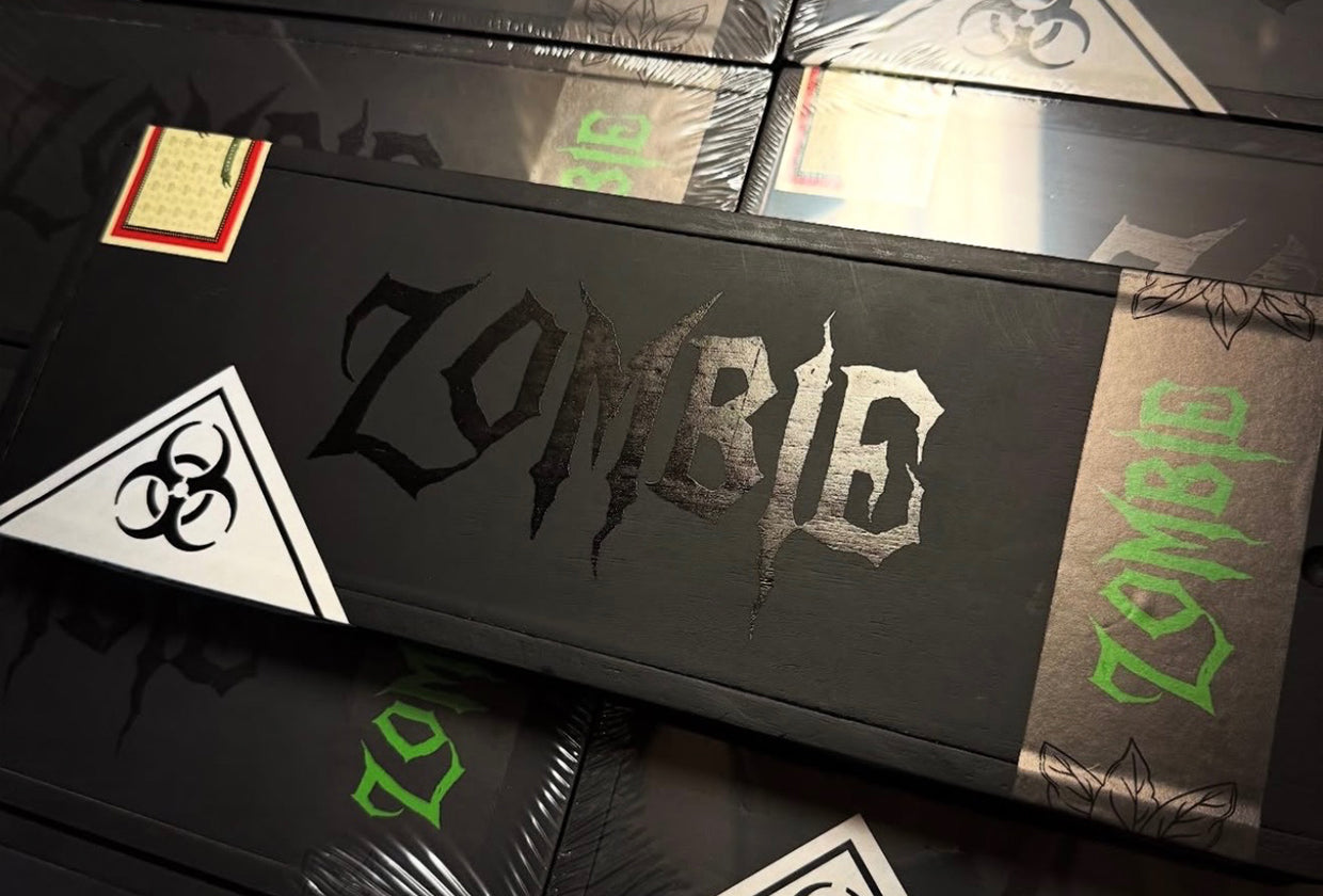 Viaje Zombie Biohazard Green (5.0" x 52)