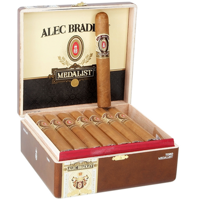 Alec Bradley Medalist - Toro - 6 X 54