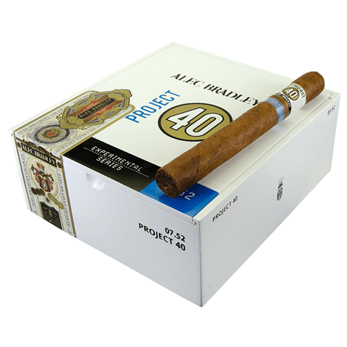 Alec Bradley Project 40 - Churchill - 7 X 52 - cigar13