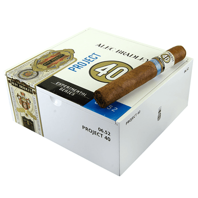 Alec Bradley Project 40 - Toro - 6 X 52