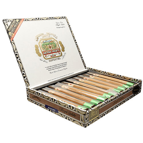 Arturo Fuente Chateau Royal Salute Cigars - Maduro - 7 5/8 X 54 - cigar13