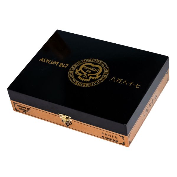 Asylum 867 Midnight Toro – Medium-Full Bodied Patterned Wrapper Cigar