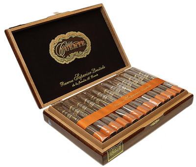 Casa Fuente Cigars - Corona Gorda (5 5/8x46)