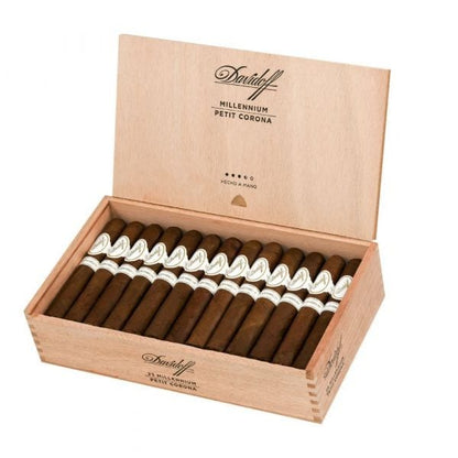 Davidoff Millennium Blend Petit Corona