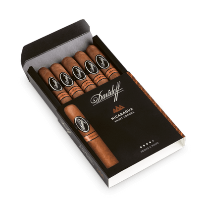 Davidoff Nicaragua Short Corona