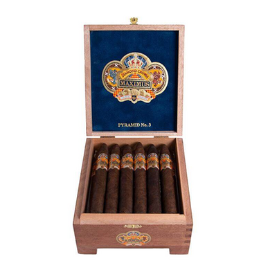 Diamond Crown Maximus Cigars - Pyramid #3 - 63/8