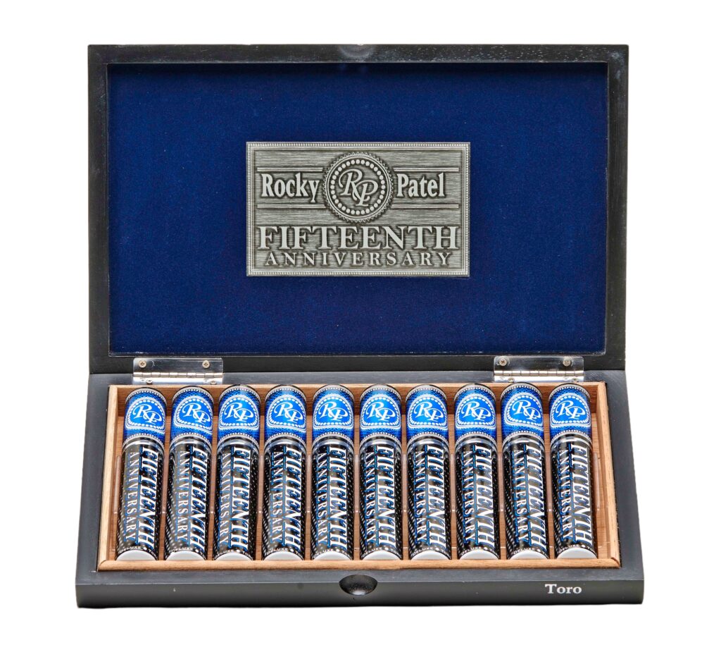 Rocky Patel Fifteenth Anniversary Toro Tubo