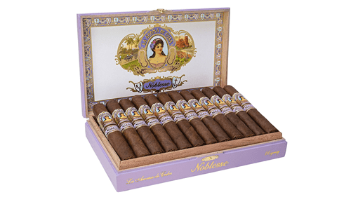 La Aroma De Cuba Noblesse Cigars - Regency - 5.5x50 - cigar13