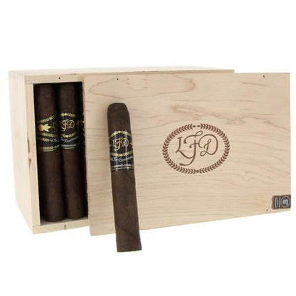 La Flor Dominicana Colorado Oscuro Cigars - No.3 - 5x50 - cigar13