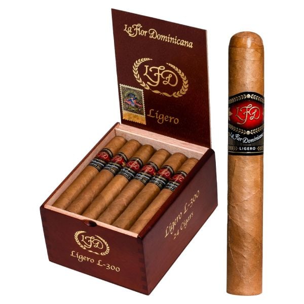 La Flor Dominicana Ligero L-300 (Robusto) (5.75" x 50)
