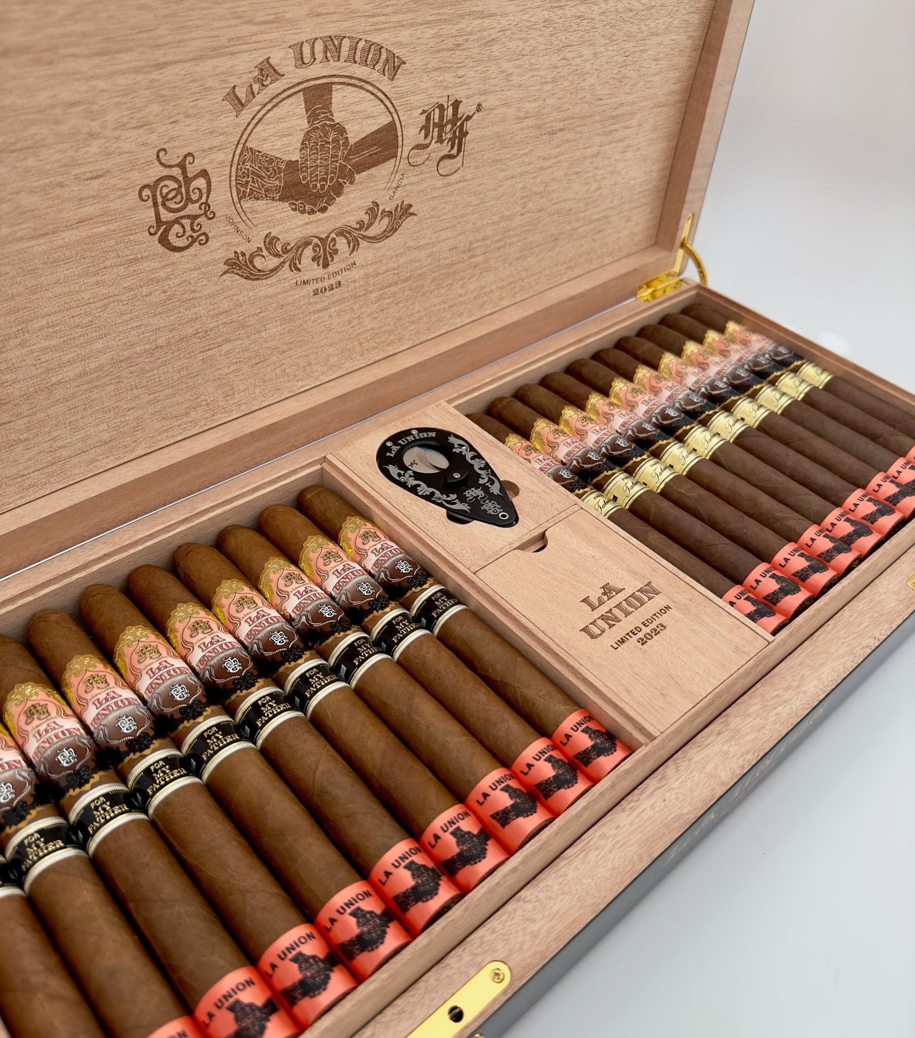 La Union by My Father and Tatuaje Cigars - Prominente Especial - 7.25x50 - cigar13