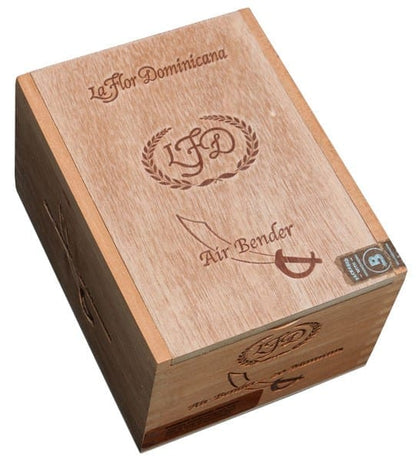 La Flor Dominicana (LFD) Air Bender Chisel Maduro