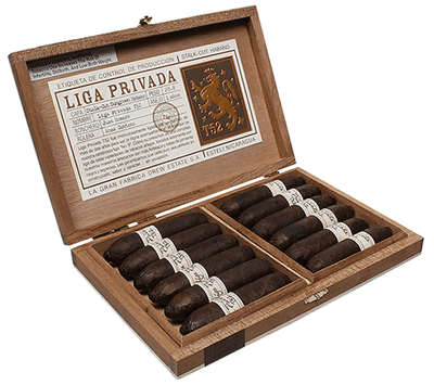 Liga Privada T52 Cigars - Flying Pig - 4x60