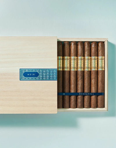 Meerapfel Meir Churchill (7 x 47)