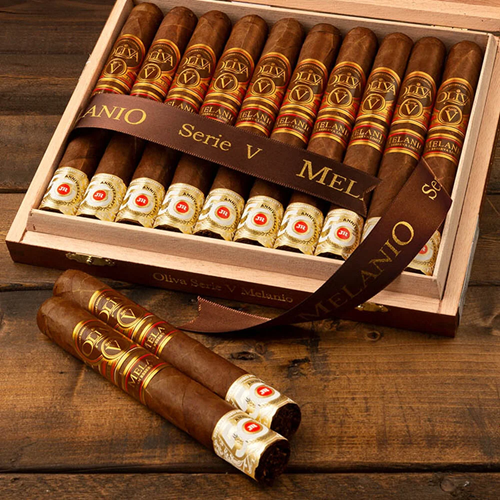 Oliva Serie V Melanio Jr 50th Anniversary Round Toro - Toro - 6 X 50