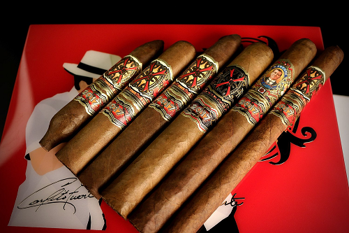 OPUS X 6 - Red Travel Humidor