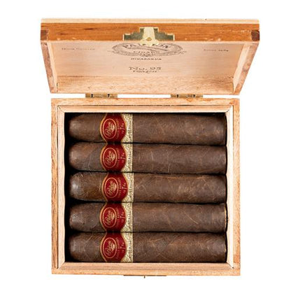 Padron 1964 Family Reserve No. 95 Cigar - Maduro - 4.75x60 - cigar13