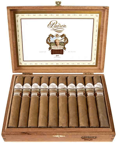 Padron Damaso Series - No. 32 Red Label - 5.25x52 - cigar13