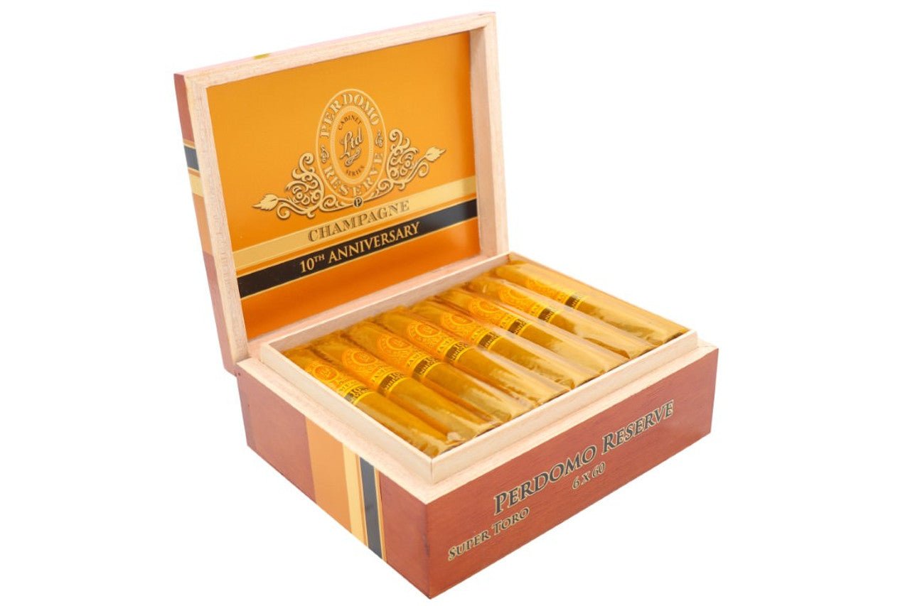Perdomo 10th Anniversary Champagne Cigars - Super Toro - 6x60 - cigar13
